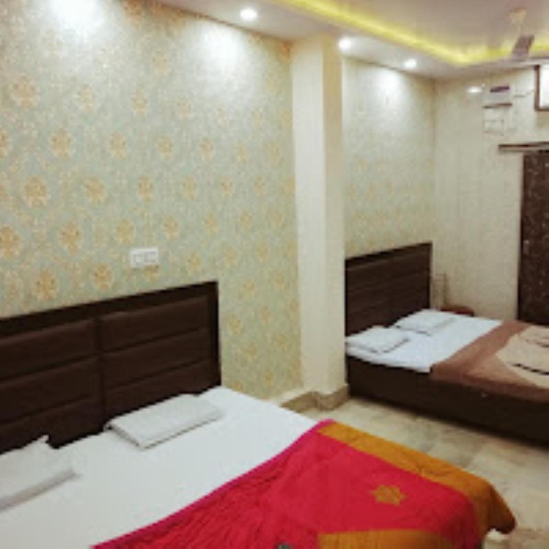 Abhiraj Guest House Mathura Dış mekan fotoğraf